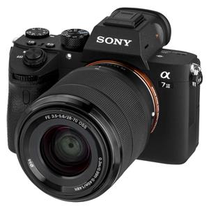 Sony Alpha 7 Mark III Kit + SEL 28-70