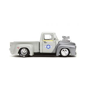 Jada Toys Street Fighter 1956 Ford Pickup 1:24 8