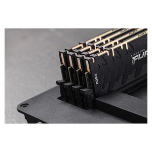 Kingston Technology FURY 16GB 3200MT /s DDR4 CL16 DIMM (Kit of 2) Renegade RGB