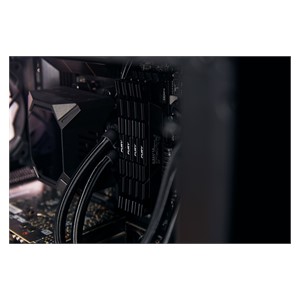 Kingston Technology FURY 16GB 4266MT /s DDR4 CL19 DIMM (Kit of 2) Renegade Black