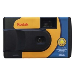 Kodak DAYLIGHT Camera, Photographic Disposable with color film 39 photos. No built-in flash.