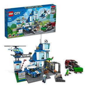 LEGO City 60316 Police Station 4