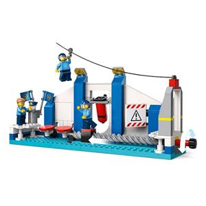 LEGO CITY 60372 POLICE TRAINING ACADEMY 5