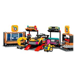 LEGO CITY 60389 CUSTOM CAR GARAGE 5