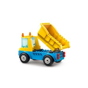 LEGO CITY 60391 CONSTRUCTION TRUCKS AND WRECKING BALL CRANE 7