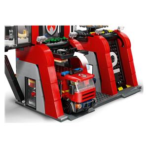 LEGO CITY 60414 FIRE STATION WITH FIRE TRUCK 2