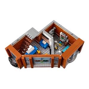 LEGO CREATOR EXPERT 10264 CORNER GARAGE 7