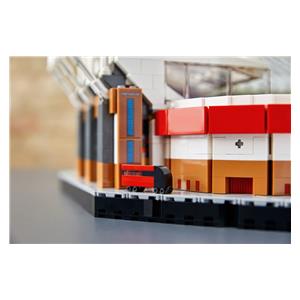 LEGO CREATOR EXPERT 10272 OLD TRAFFORD - MANCHESTER UNITED 9