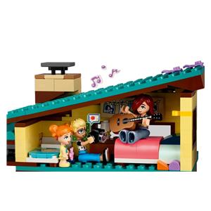 LEGO FRIENDS 42620 OLLY AND PAISLEY'S FAMILY HOUSES 9