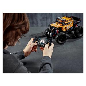 LEGO TECHNIC 42099 4X4 X-treme Off-Roader 11