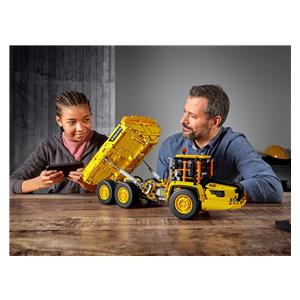 LEGO TECHNIC 42114 Volvo 6x6 Articulated Hauler 12