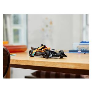 LEGO TECHNIC 42169 NEOM McLaren Formula E Team 11