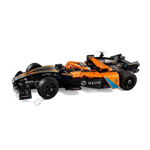 LEGO TECHNIC 42169 NEOM McLaren Formula E Team 7