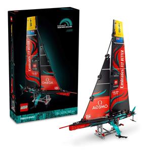 LEGO TECHNIC 42174 Emirates Team New Zealand AC75 Yacht