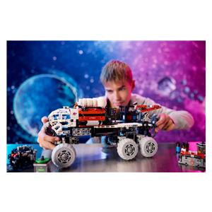 LEGO TECHNIC 42180 Mars Crew Exploration Rover 11