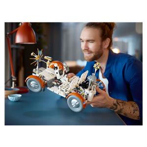 LEGO TECHNIC 42182 NASA Apollo Lunar Roving Vehicle - LRV 8