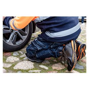 NEO tools 82-102 safety footwear 3