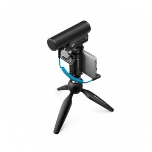 Sennheiser MKE 400 Mobile Kit - condenser, supercardioid microphone with low-pass filter with Manfrotto tripod