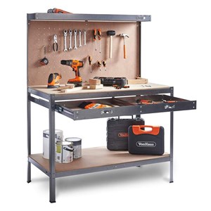 VonHaus workbench with connecting wall