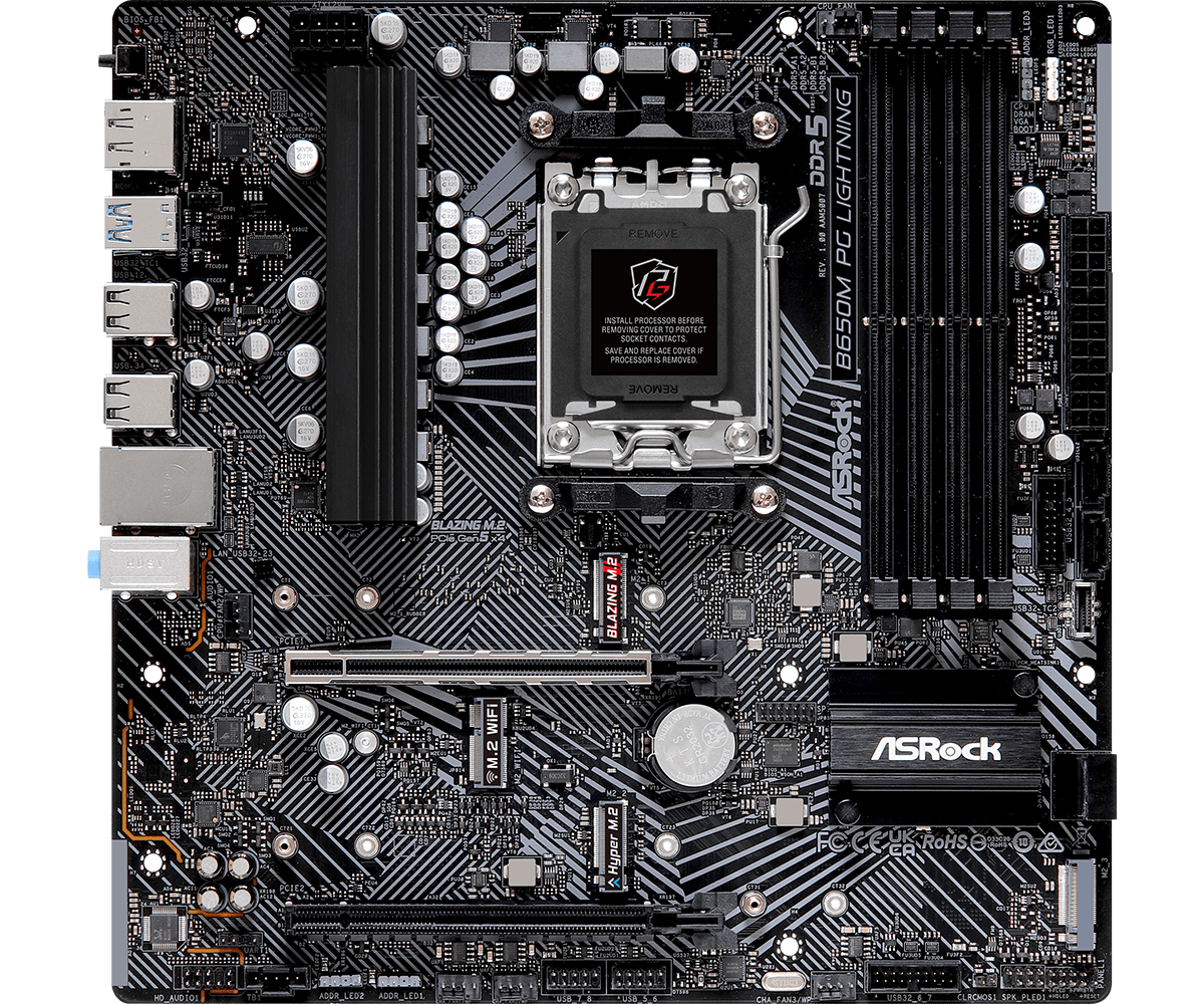 DDR5 memorijski utori na Asrock B650M PG Lightning matičnoj ploči