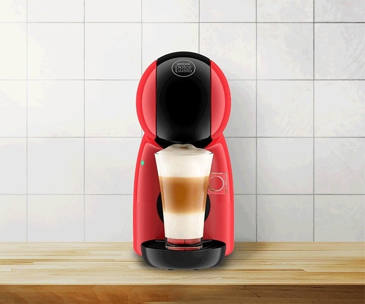 Krups KP 1A35 Piccolo XS Dolce Gusto aparat za kavu u crveno-crnoj boji – prednja strana