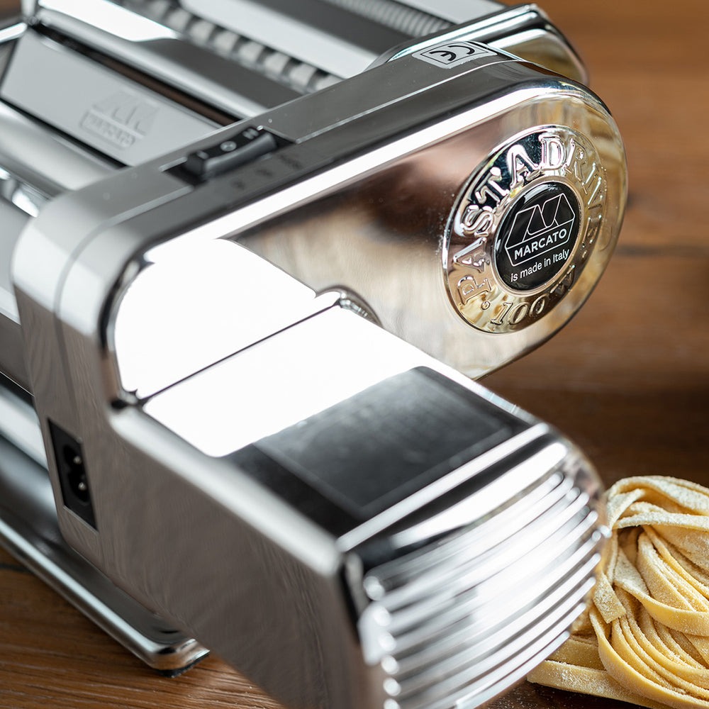 Detalj regulatora debljine tijesta na Marcato Atlasmotor mašinici